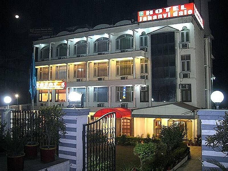 undefined WOW STAYZ2 Jahanvi Dale 10